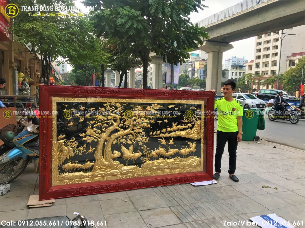 Tranh rất thích hợp trang trí tại không gian rộng như biệt thự