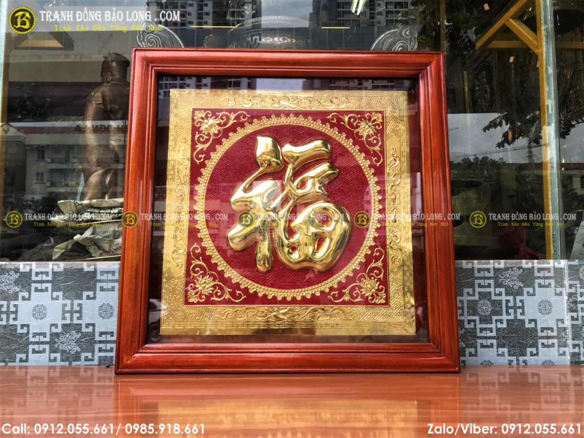 Tranh có nhiều loại khung gỗ hoặc khung liền đồng