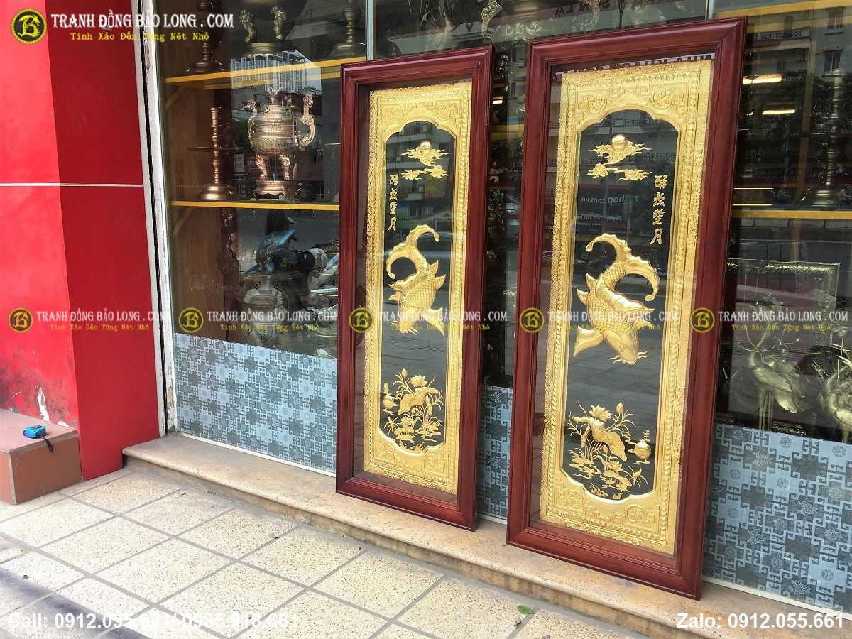 Tranh được chạm hoàn toàn thủ công từ nguyên liệu đồng vàng nhập khẩu Hàn Quốc