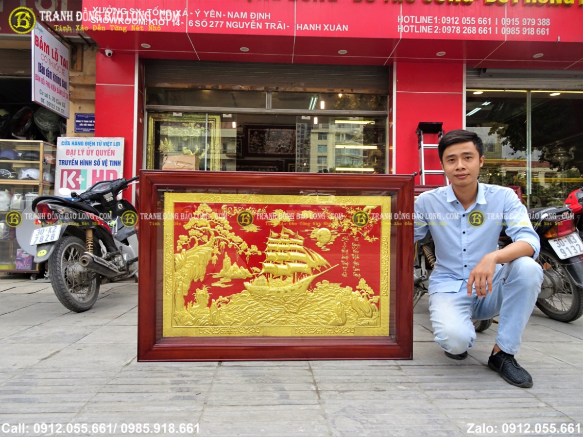 Tranh được chạm hoàn toàn thủ công từ nguyên liệu đồng vàng nhập khẩu Hàn Quốc