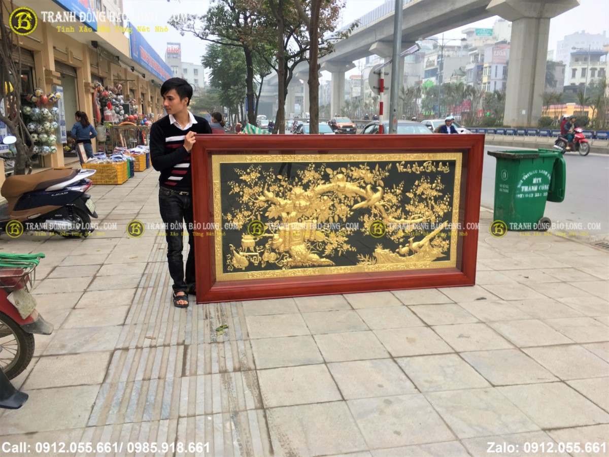 Khung tranh là loại khung gỗ hoặc có thể là khung tranh liền đồng